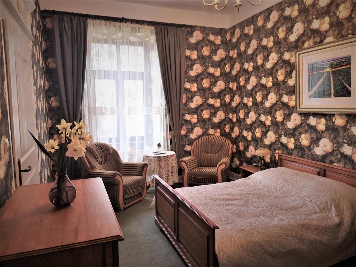 Bed and breakfast Folwark Goscino-Dwor Extérieur photo