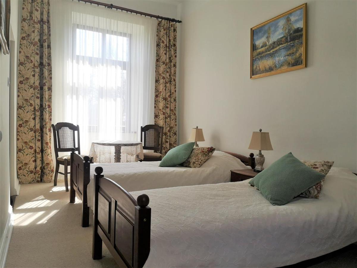 Bed and breakfast Folwark Goscino-Dwor Extérieur photo